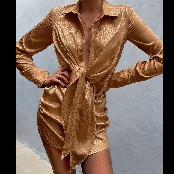 Dresses & Skirts - Women’s gold leopard print cocktail dress